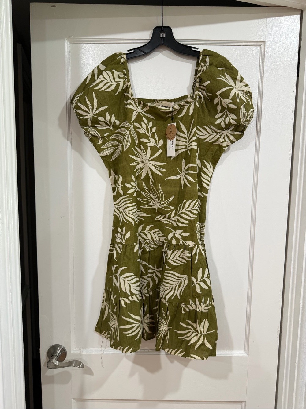 Olive Green Tropical Print Puff Sleeve Mini Dress NWT medium - Picture 2 of 11